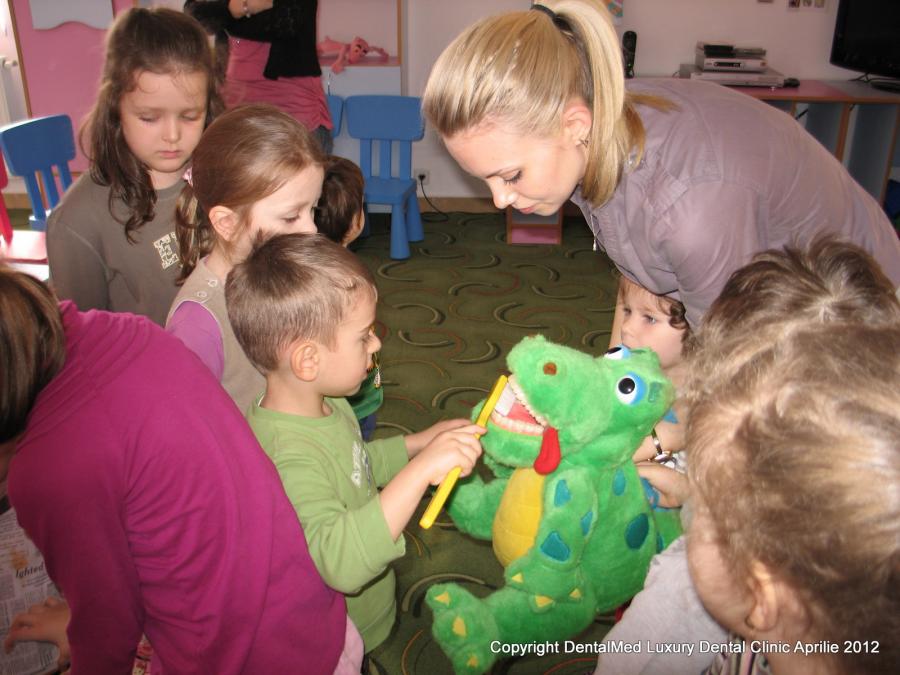 Visiting Top Kids Kindergarten Aprilie 2012